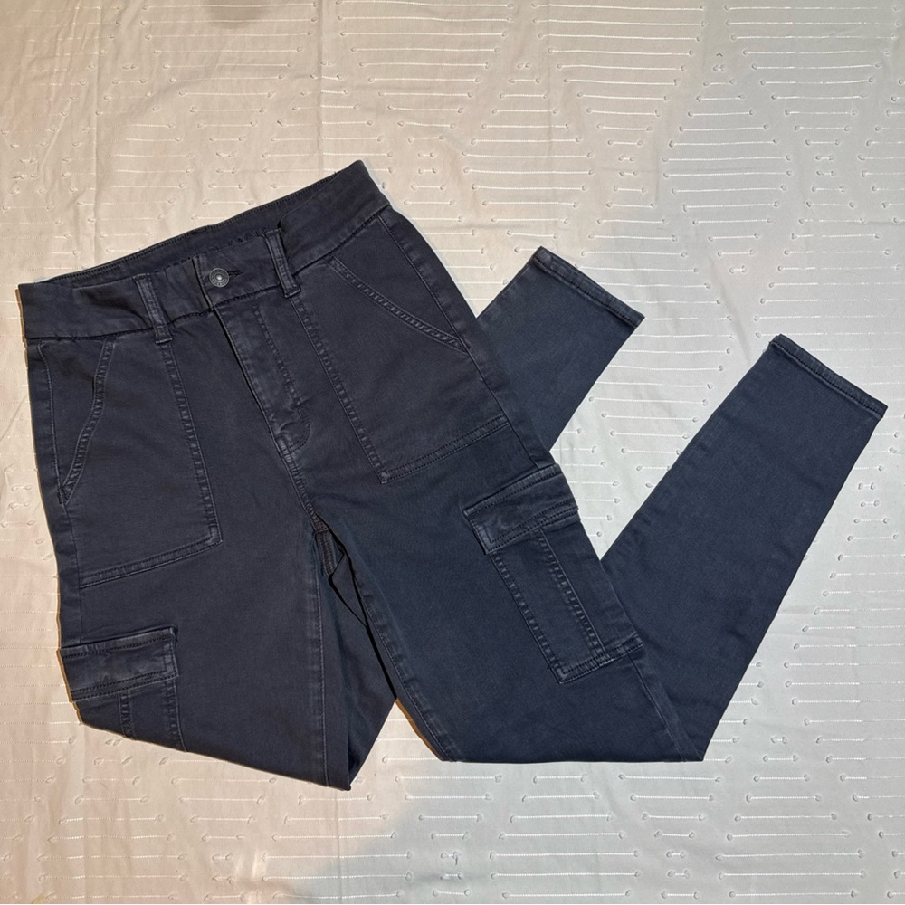 American Eagle Cargo Pants Size 6 Gray Skinny Cargo Next Level Stretch